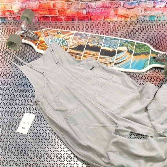🔥🔥 RVCA DANFORTH JUMPSUIT 🔥🔥 - Picture 6 of 8